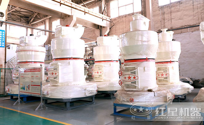 磨粉機(jī)對高嶺土進(jìn)行研磨加工