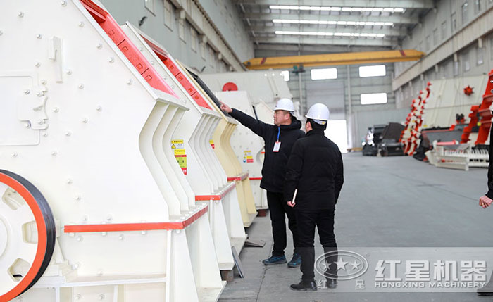 客戶參觀紅星機(jī)器設(shè)備車間