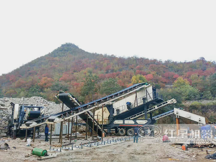 自行式石子破碎機作業(yè)現(xiàn)場環(huán)保節(jié)能