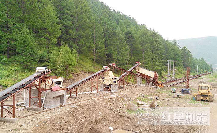 機制砂生產(chǎn)流程視頻（附日產(chǎn)千噸的機制砂生產(chǎn)線方案）