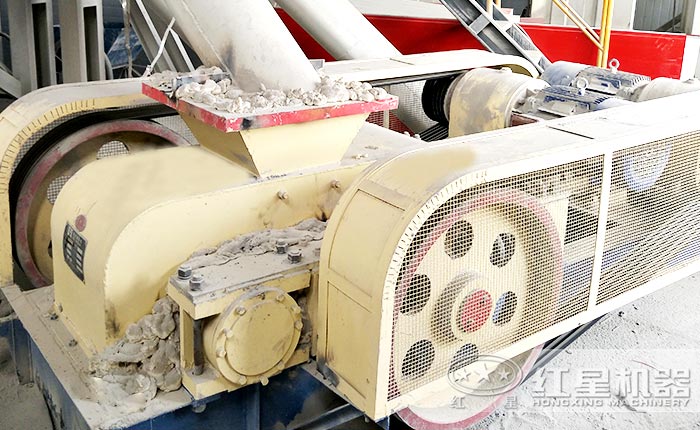 對輥破碎機的工作原理、結(jié)構(gòu)和安全使用注意事項