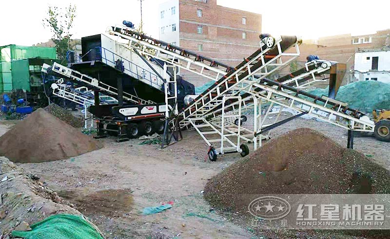 渣土、廢料統(tǒng)統(tǒng)“一口吃掉”，這樣的建筑垃圾粉碎機器多少錢一臺？