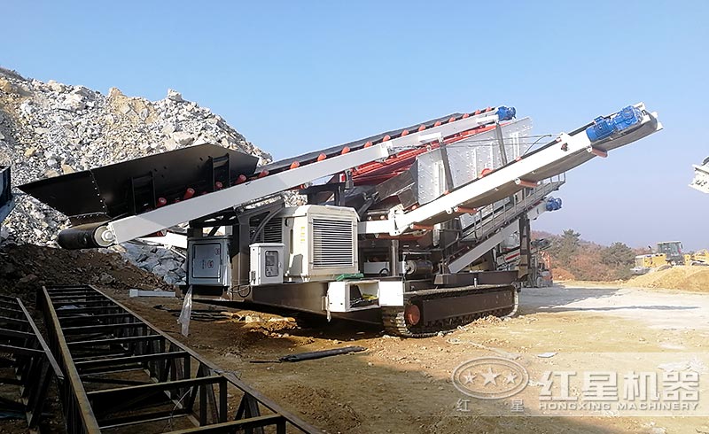 建筑垃圾移動粉碎制砂機粉碎廢棄渣土、混凝土塊、磚渣效果好