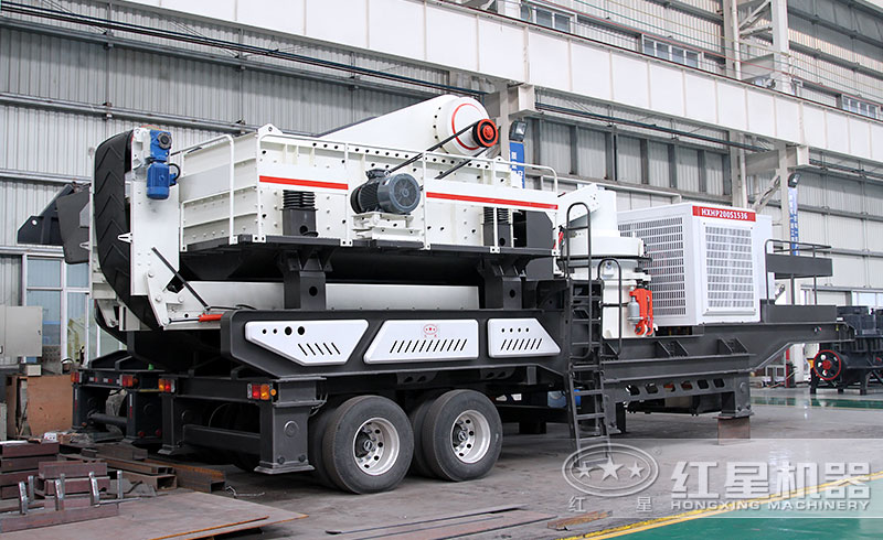 建筑垃圾“變身”環(huán)保磚，小型車載式碎石機功不可沒