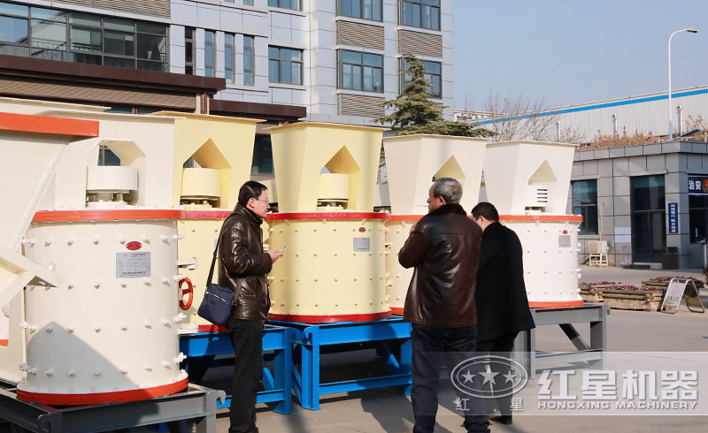 立式復(fù)合破碎機(jī)技術(shù)參數(shù)及價(jià)格分析