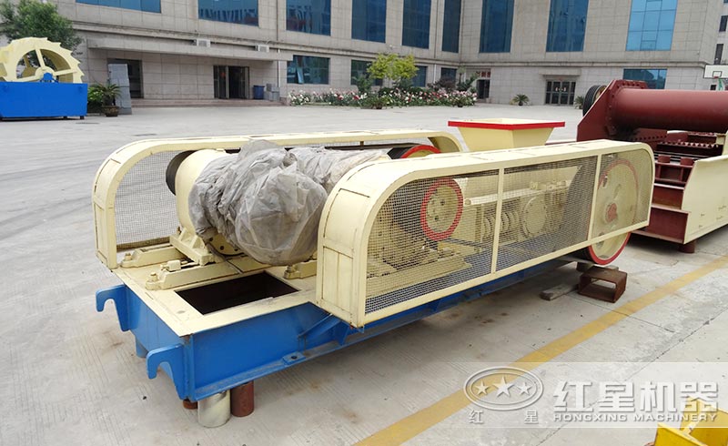 輥式粉碎機(jī)