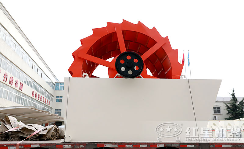 大型水洗砂石分篩機—環(huán)保新型洗沙設備的“良心之作”