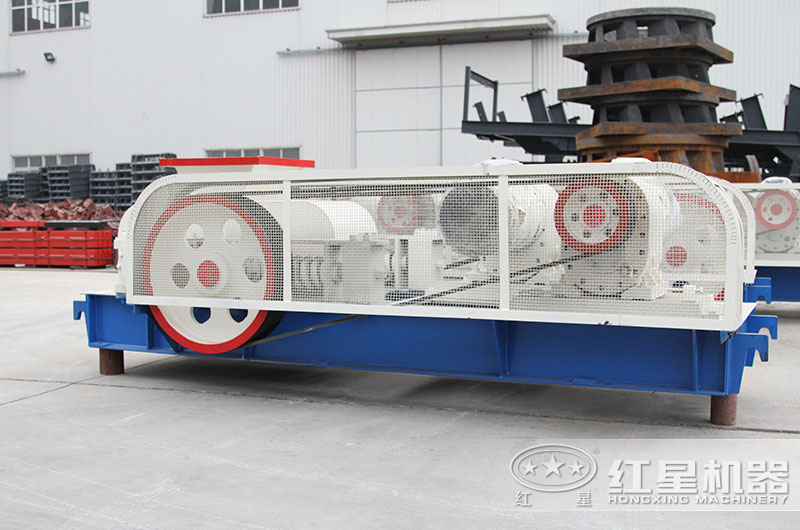 不清楚小型對輥破碎機型號及價格的看過來，這里有具體價格明細表