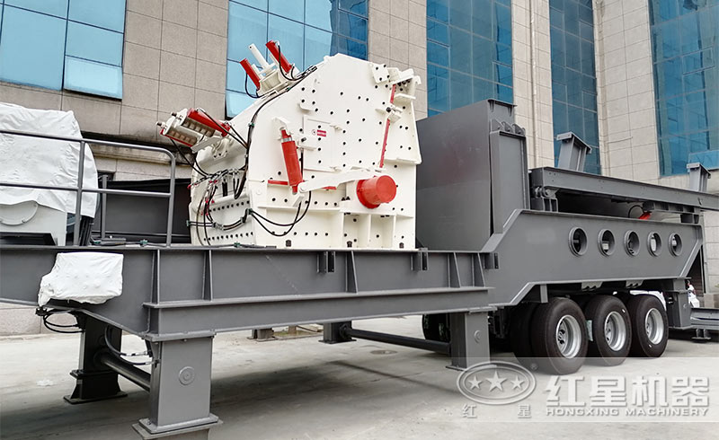 移動(dòng)反擊式破碎站