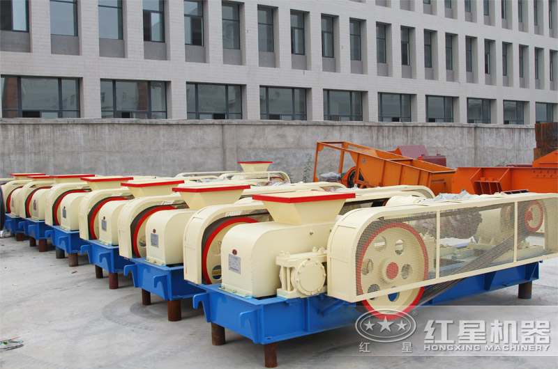 時產(chǎn)100噸的輥式制沙機(jī)，小型制沙生產(chǎn)線配置更劃算