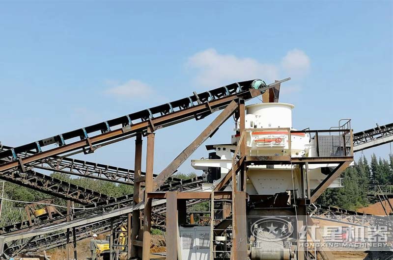 投資一套砂石生產(chǎn)線設(shè)備需要多少錢，需配備哪些設(shè)備？