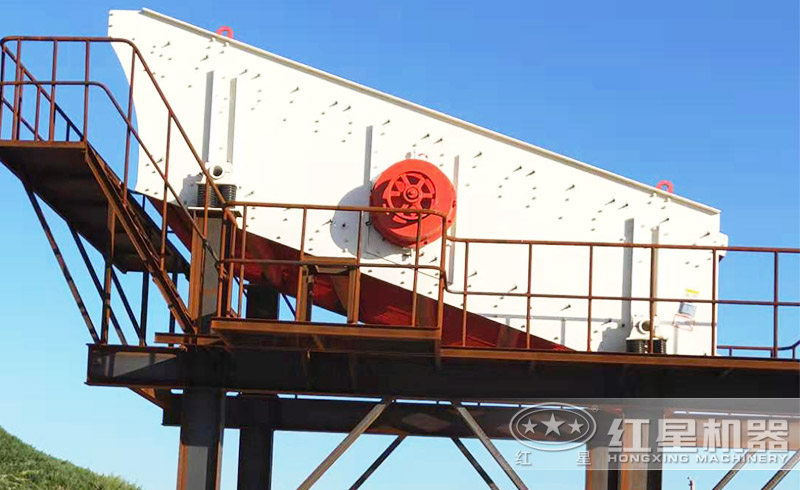 振動篩篩網(wǎng)堵有什么辦法？聽聽振動篩廠家怎么說