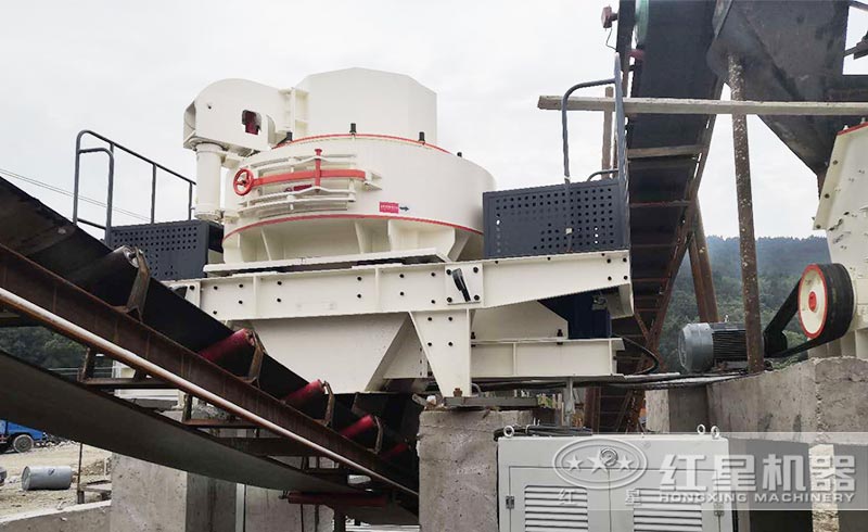 機(jī)制砂加工現(xiàn)場