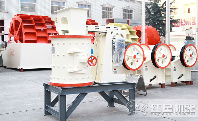 1250立軸式制砂機(jī)產(chǎn)量能達(dá)到多少?lài)?？整套生產(chǎn)線需要配置哪些設(shè)備？