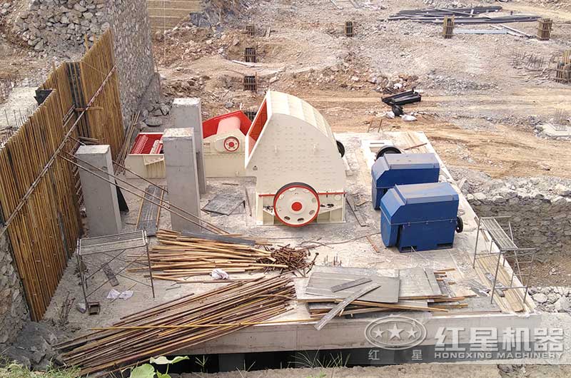 1012錘式破碎機(jī)技術(shù)參數(shù)