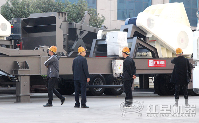 輪胎式移動破碎站用戶參觀