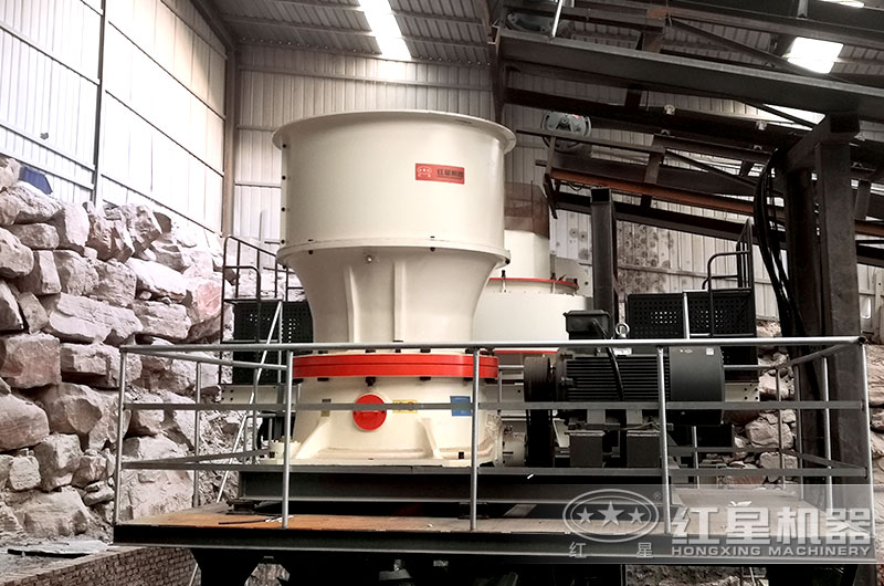 安徽亳州室內(nèi)圓錐碎石機(jī)生產(chǎn)現(xiàn)場(chǎng)
