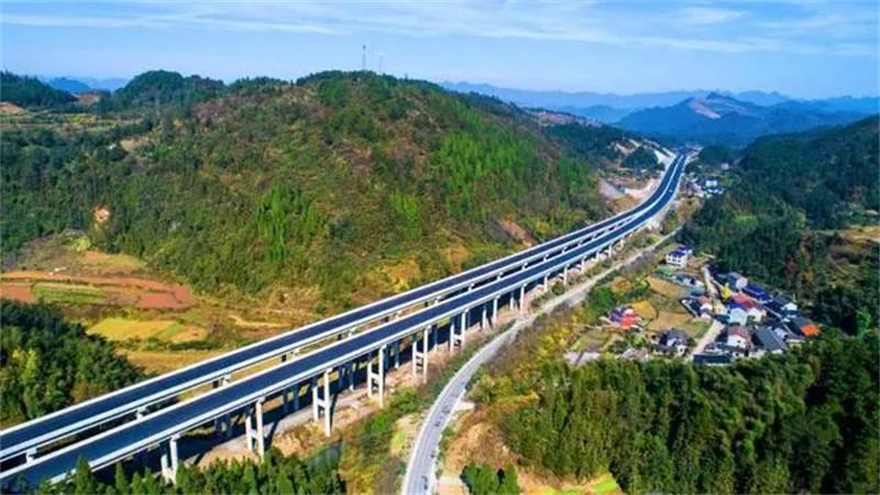 交通建筑項(xiàng)目需要大量砂石骨料