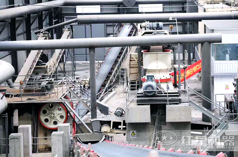 鐵礦石破碎現(xiàn)場