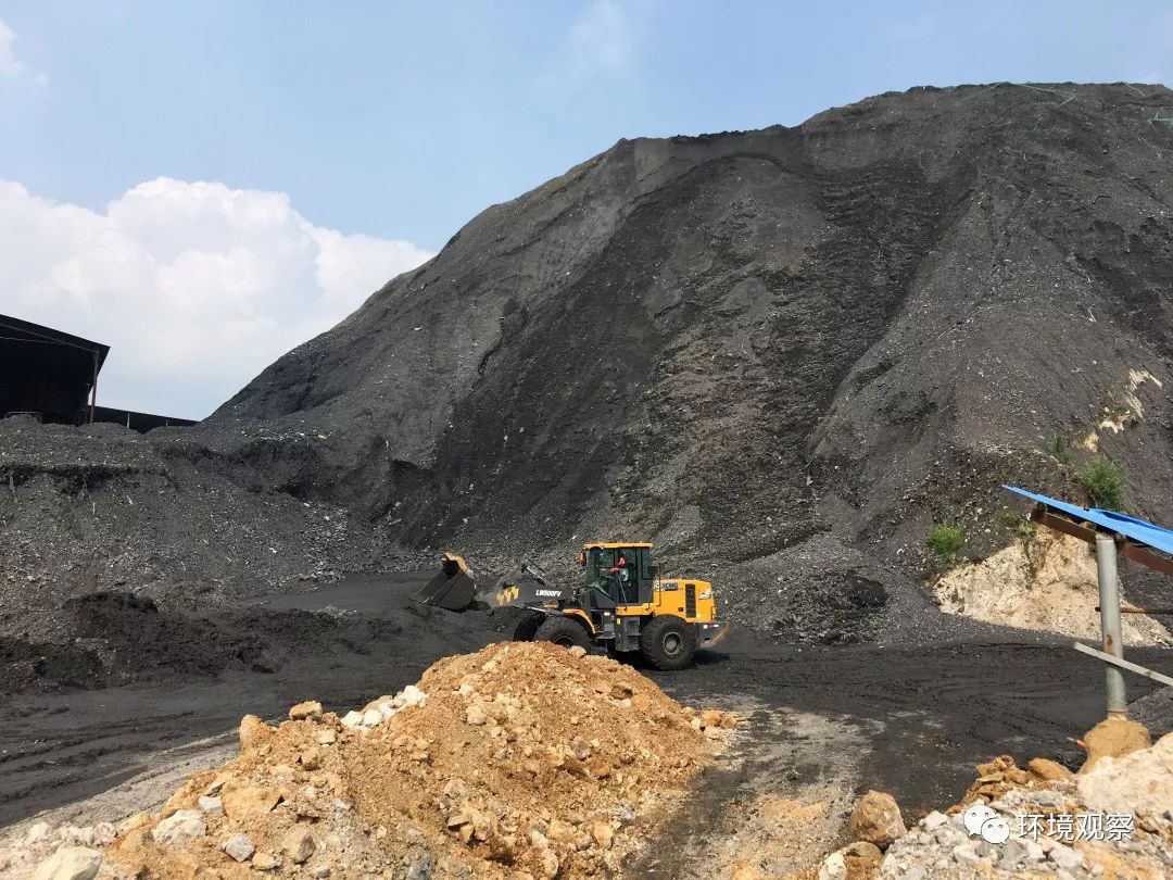 煤矸石粉碎后市場(chǎng)如何？煤矸石粉碎機(jī)有哪些？