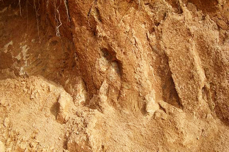 風(fēng)化砂可以當(dāng)做沙子用于建筑嗎？風(fēng)化砂達(dá)標(biāo)只差一條制砂生產(chǎn)線(xiàn)！