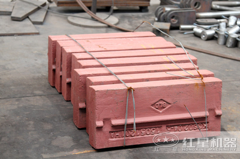 詳解反擊式粉碎機(jī)的破碎原理及調(diào)整出料粒度的方法