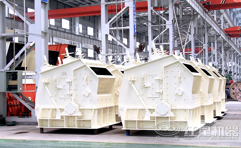 1315反擊破碎機(jī)配多大的電機(jī)？安裝調(diào)試時(shí)需要注意哪些事？