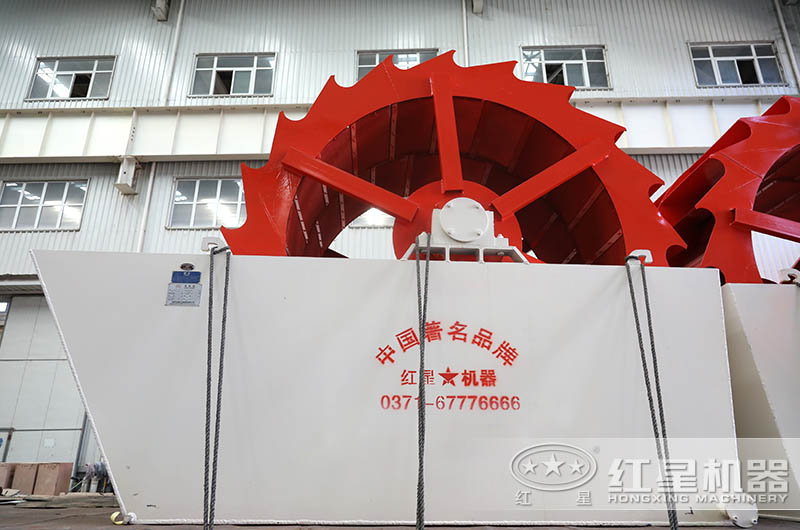 小型洗砂機發(fā)往客戶現(xiàn)場