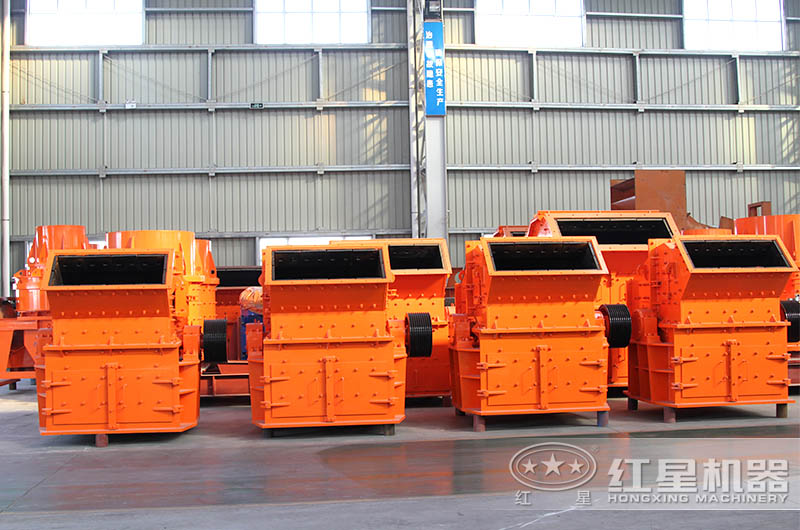 細(xì)碎機(jī)廠區(qū)一角 細(xì)碎機(jī)廠區(qū)一角