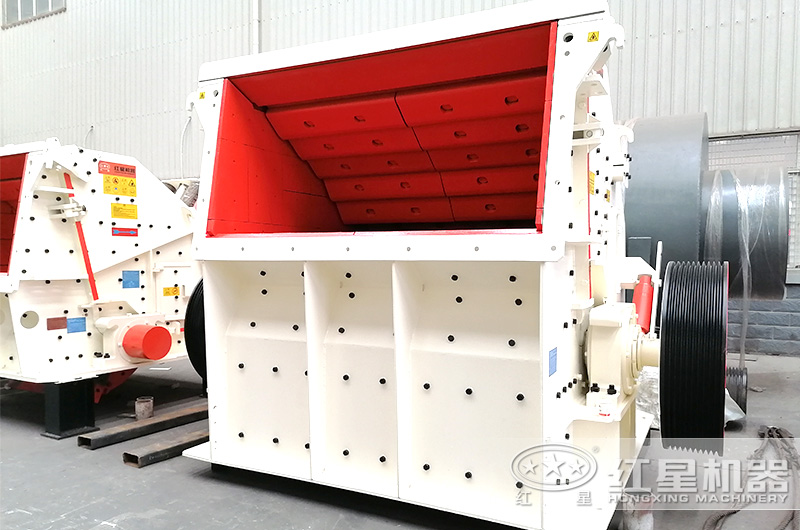 反擊式破碎機(jī)