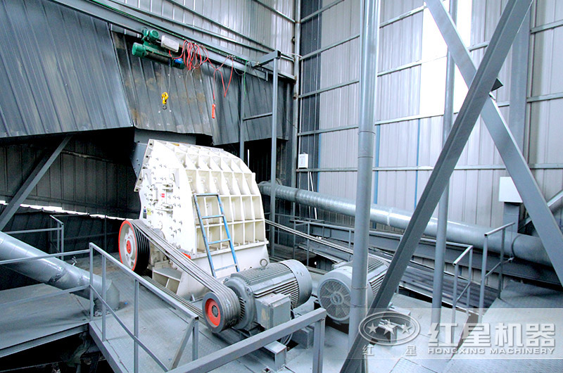 重錘式破碎機(jī)在制砂生產(chǎn)線中發(fā)揮重要作用 重錘式破碎機(jī)在制砂生產(chǎn)線中發(fā)揮重要作用