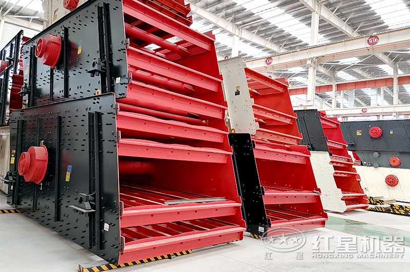 石料篩分設(shè)備有哪些？在砂石生產(chǎn)線中的位置如何安排？