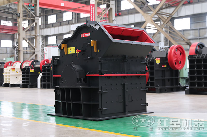 細(xì)碎制砂機(jī)圖片