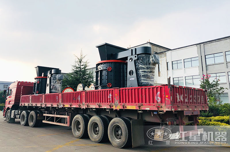 設備裝車發(fā)貨現(xiàn)場 設備裝車發(fā)貨現(xiàn)場