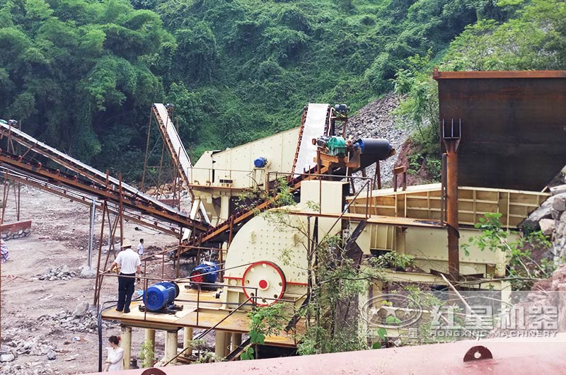 礦山破碎機多少錢一臺？大型礦山破碎機型號大全