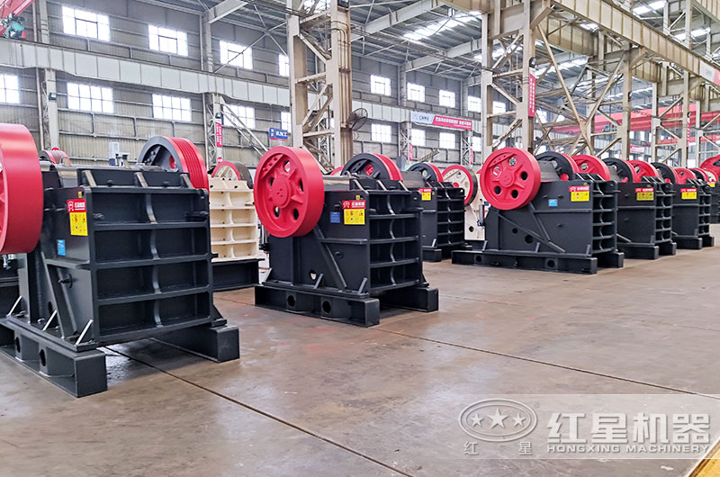 一方片石能出多少碎石？片石加工用什么機(jī)器好？