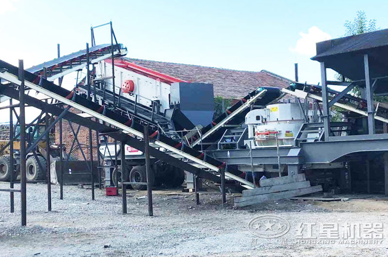 流動(dòng)制砂機(jī)工作現(xiàn)場(chǎng)圖片