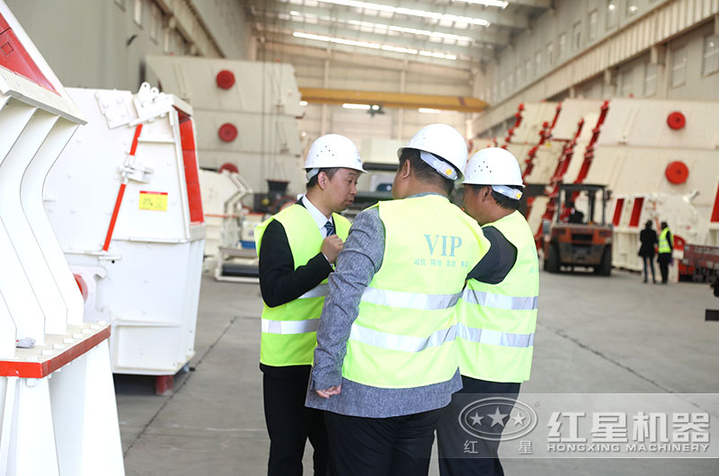 客戶來廠考察設(shè)備 客戶來廠考察設(shè)備