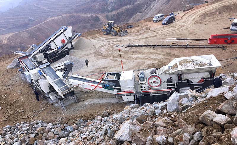 山東煙臺(tái)移動(dòng)石料破碎生產(chǎn)線