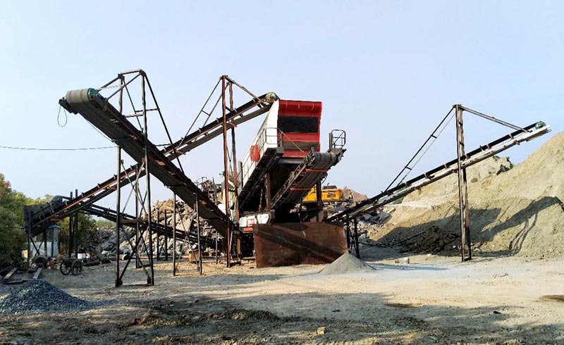 安徽馬鞍山時(shí)產(chǎn)150噸混凝土破碎制砂現(xiàn)場(chǎng)