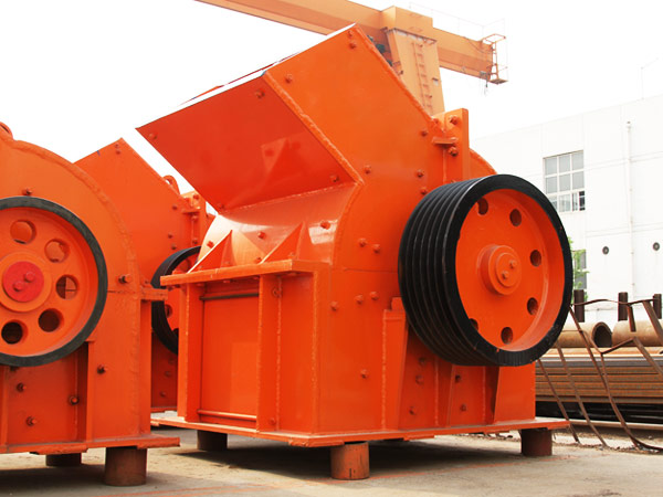 爐渣錘式破碎機