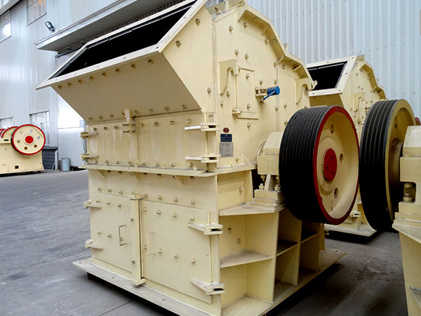 玄武巖細(xì)碎機(jī)