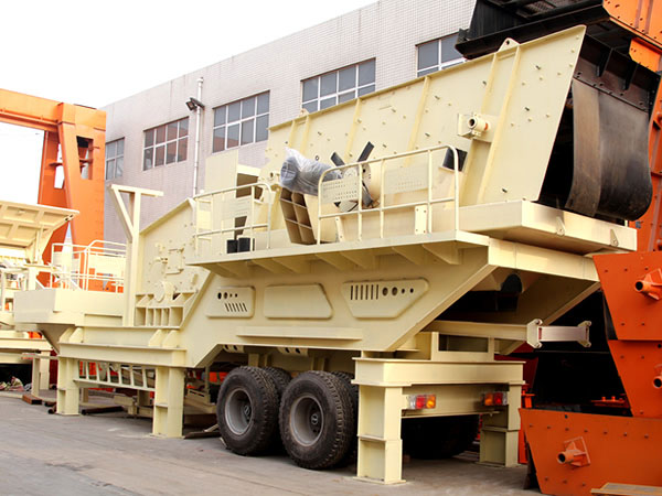 移動(dòng)式混凝土破碎機(jī)