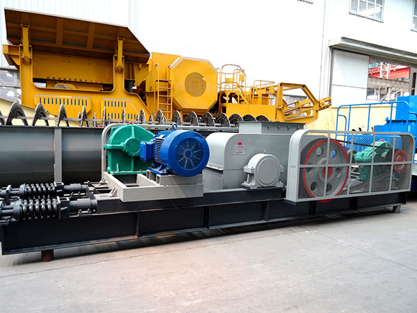 強(qiáng)力輥式破碎機(jī)