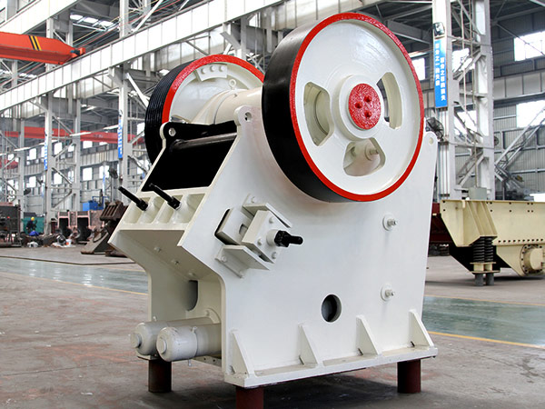 花崗巖鄂式破碎機(jī)