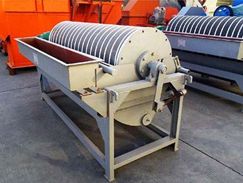 錳鐵礦干式磁選機(jī)