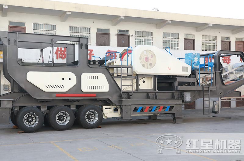 硬石頭移動顎式粉碎機(jī)—產(chǎn)能高、環(huán)保全、能耗低“三合一”