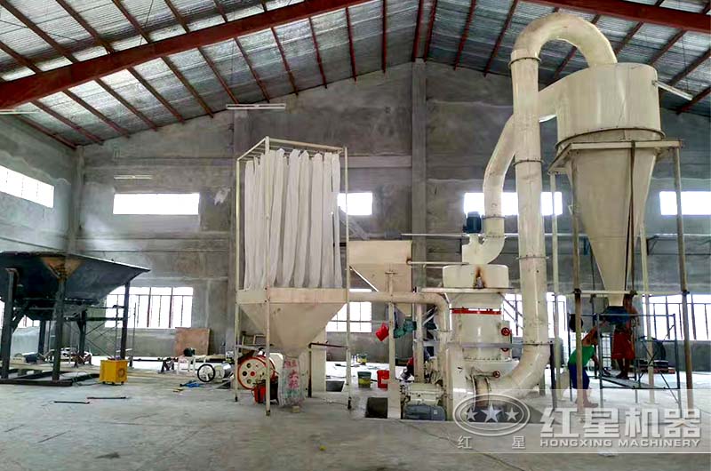 磨粉現(xiàn)場(chǎng) 磨粉現(xiàn)場(chǎng)