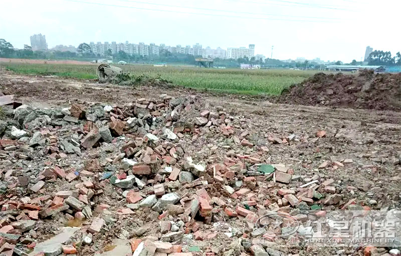 建筑磚渣如何再利用？磚渣粉碎機(jī)多少錢一臺(tái)？