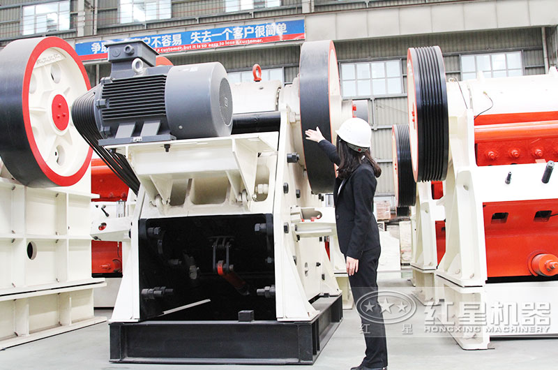 歐版顎式破碎機(jī)價(jià)位劃算